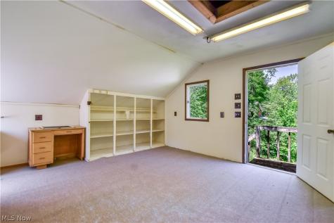 8905 Spring Valley Drive Mentor OH 44060