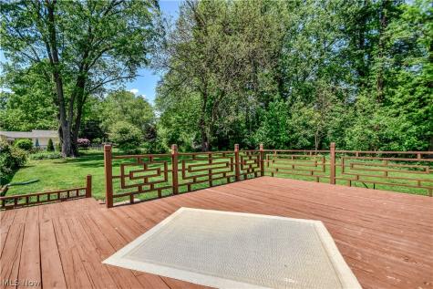 8905 Spring Valley Drive Mentor OH 44060