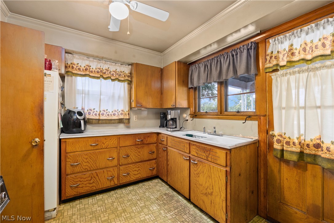 406 Root Road Lorain OH 44052