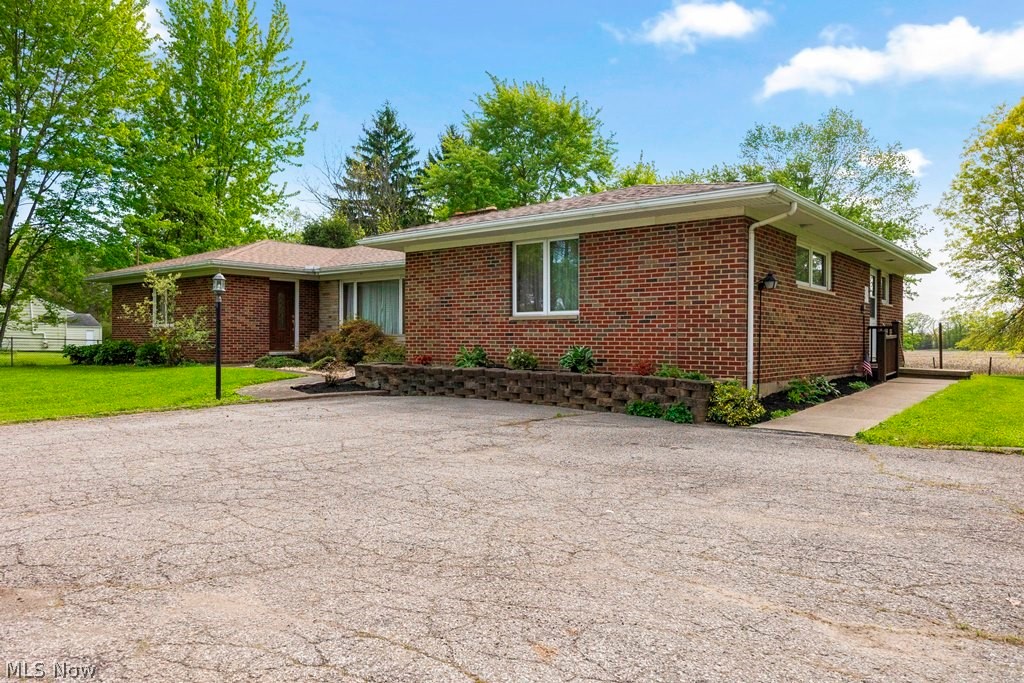 13720 Durkee Road Grafton OH 44044
