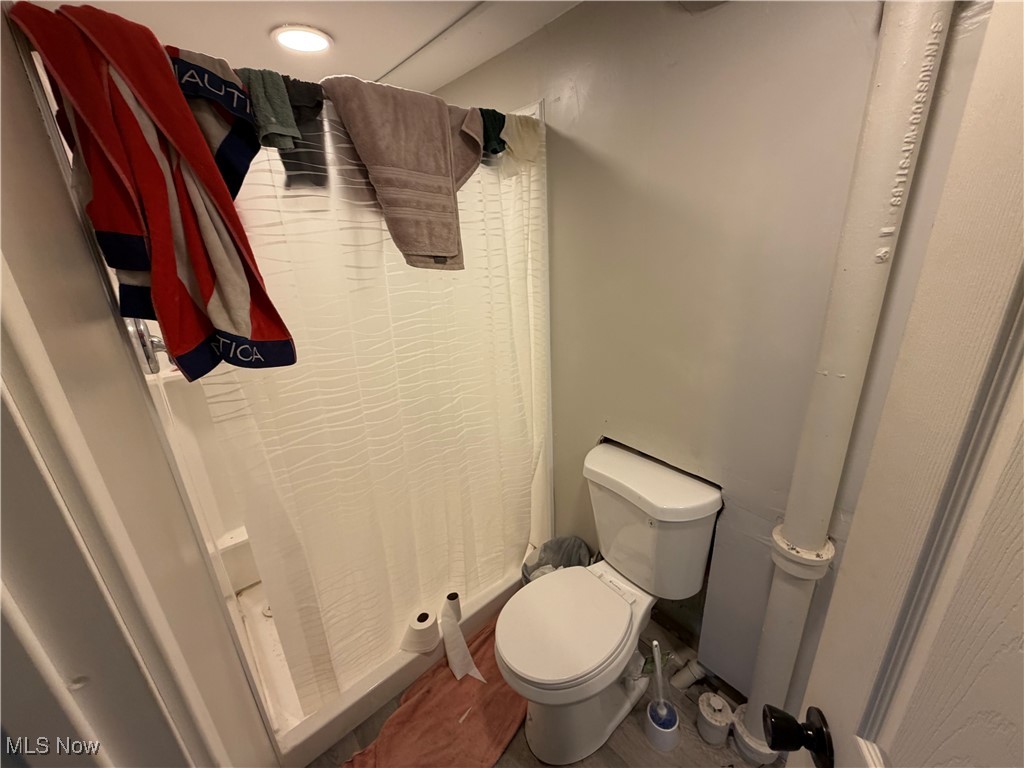 3895 E 151st Street Cleveland OH 44128