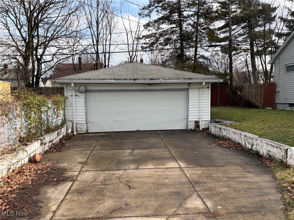 3895 E 151st Street Cleveland OH 44128