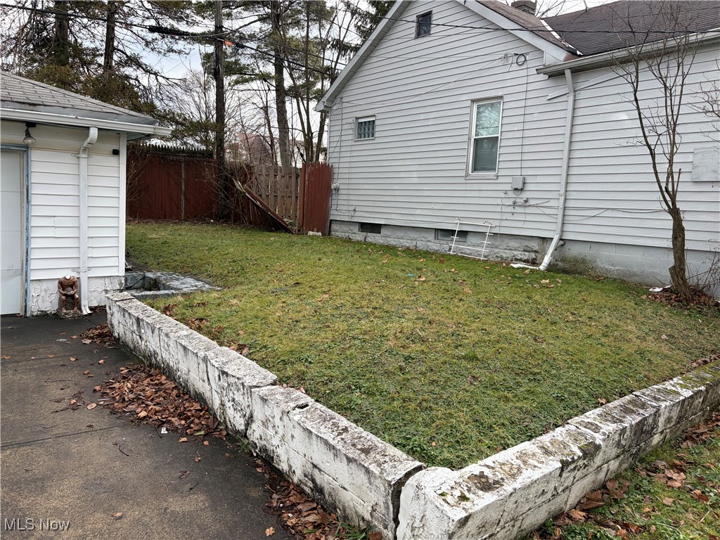3895 E 151st Street Cleveland OH 44128