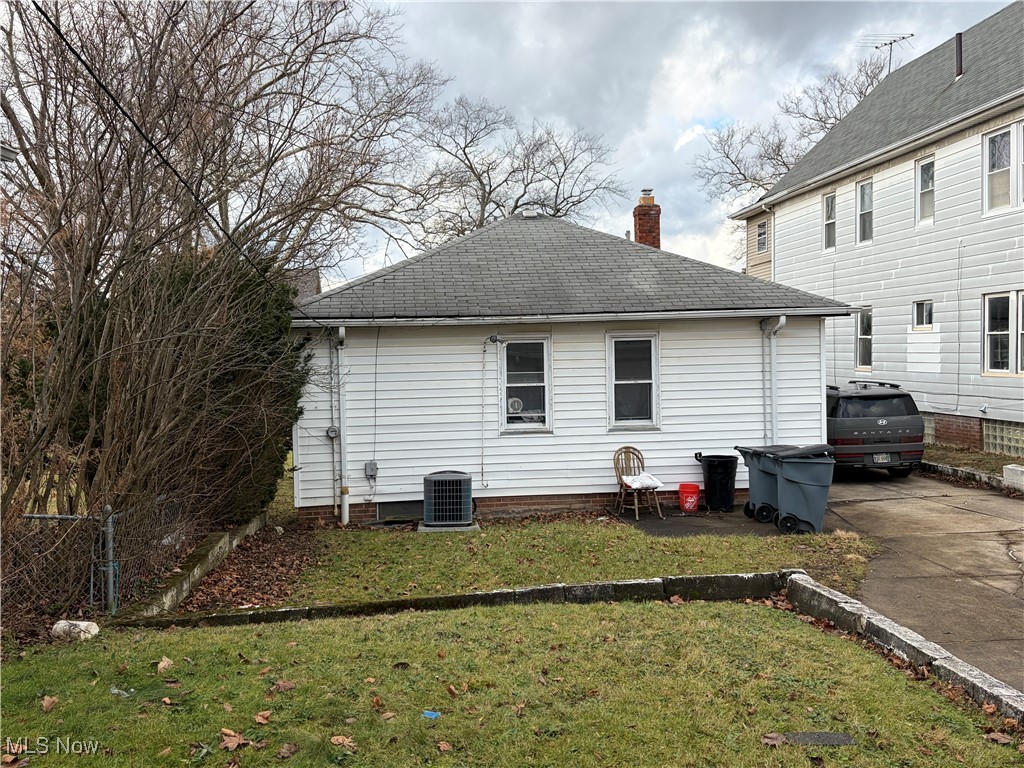 3895 E 151st Street Cleveland OH 44128