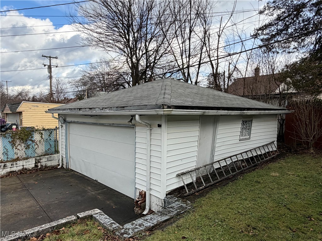 3895 E 151st Street Cleveland OH 44128