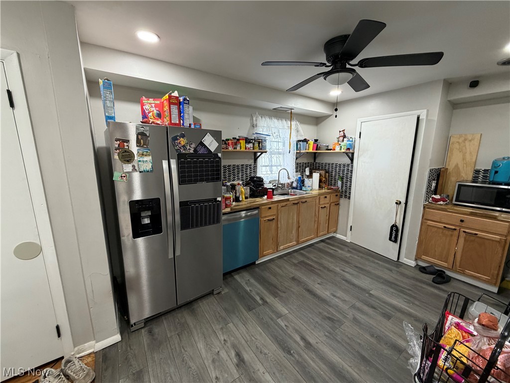 3895 E 151st Street Cleveland OH 44128