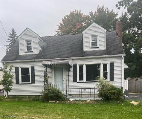 1609 Meadowbrook Avenue Youngstown OH 44514