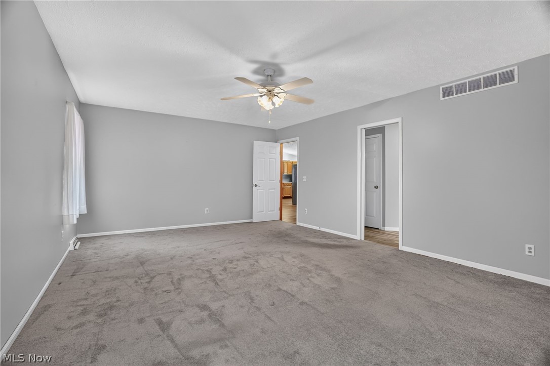 7288 Fieldstone Avenue Conneaut OH 44030