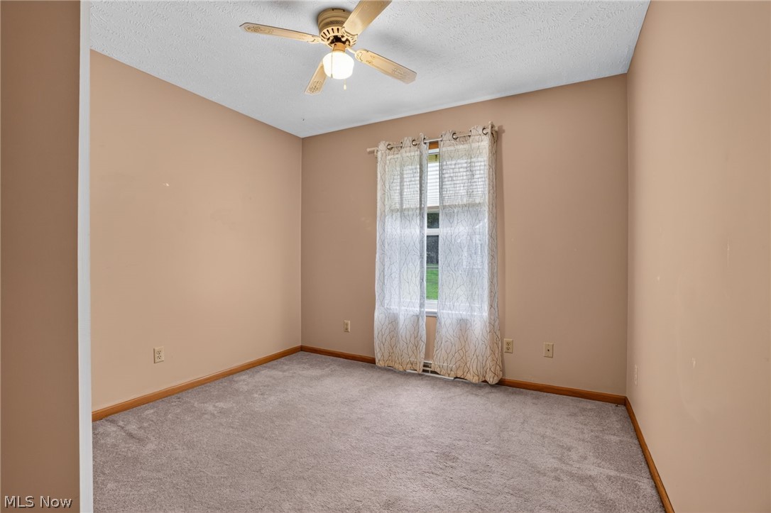 7288 Fieldstone Avenue Conneaut OH 44030