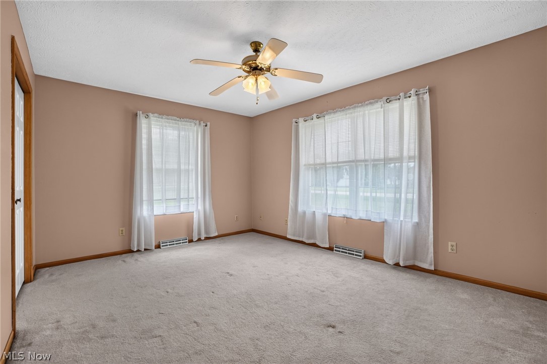 7288 Fieldstone Avenue Conneaut OH 44030