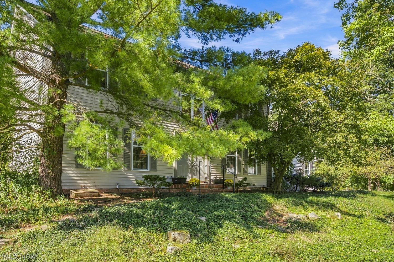 492 E Pioneer Trail Aurora OH 44202