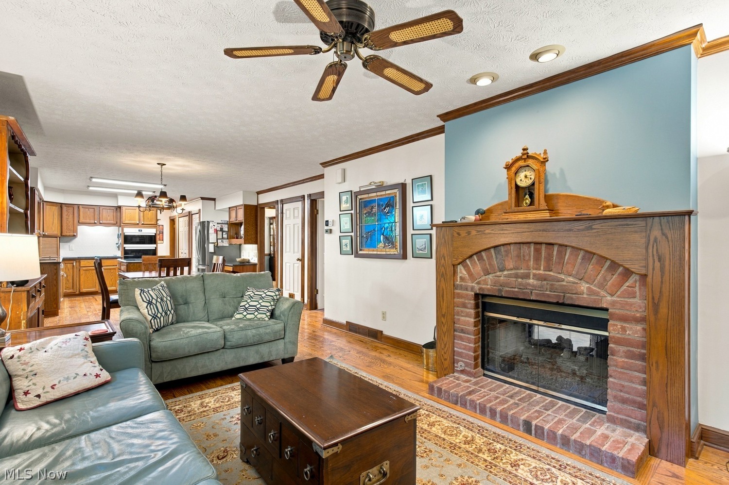 492 E Pioneer Trail Aurora OH 44202