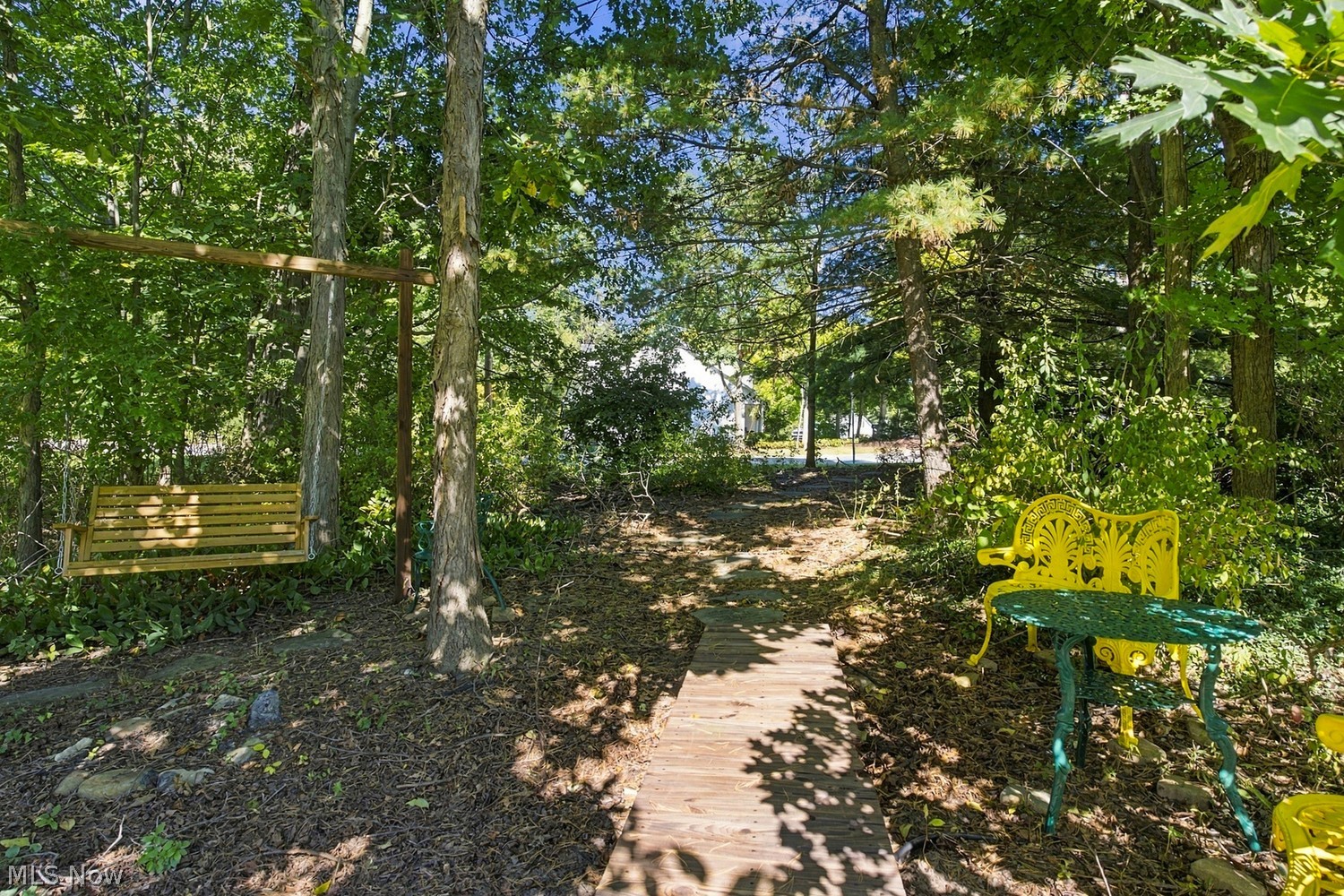 492 E Pioneer Trail Aurora OH 44202