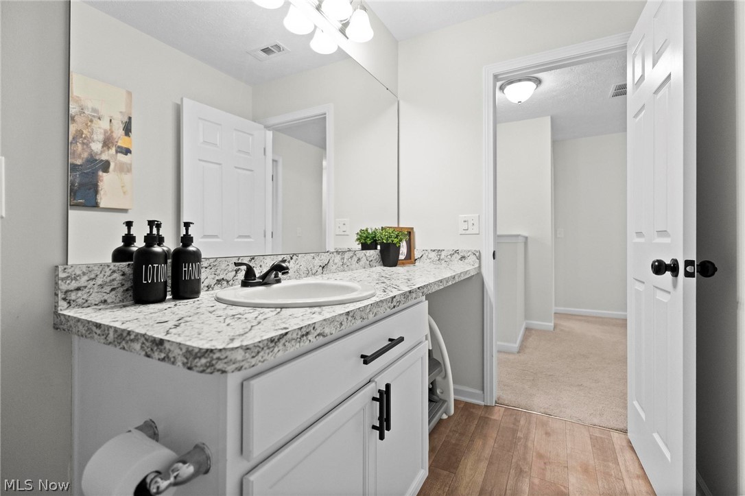 37220 White Feather Avenue North Ridgeville OH 44039