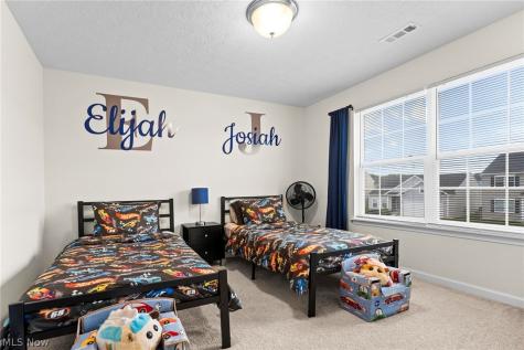 37220 White Feather Avenue North Ridgeville OH 44039
