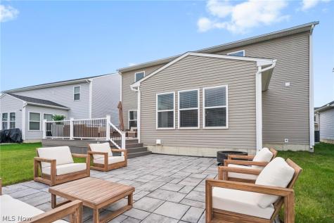 37220 White Feather Avenue North Ridgeville OH 44039