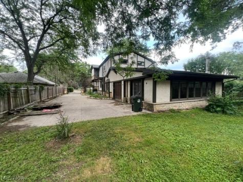 1606 Dover Center Road Westlake OH 44145