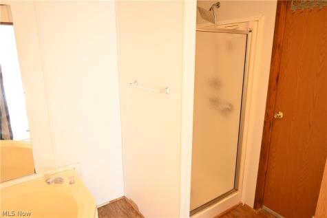 13 Grand Olmsted Twp OH 44138