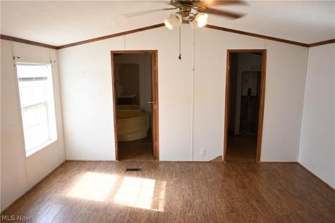 13 Grand Olmsted Twp OH 44138