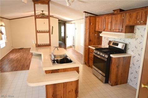 13 Grand Olmsted Twp OH 44138