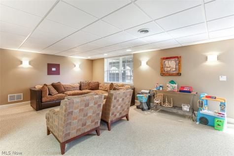 6487 Dorset Lane Solon OH 44139