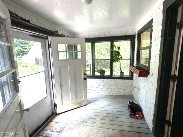 828 E Main Street Geneva OH 44041