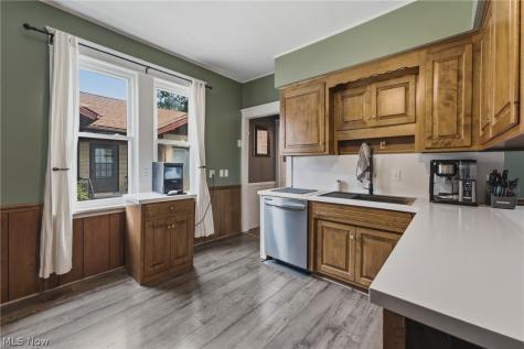 834 8th Street NE Massillon OH 44646