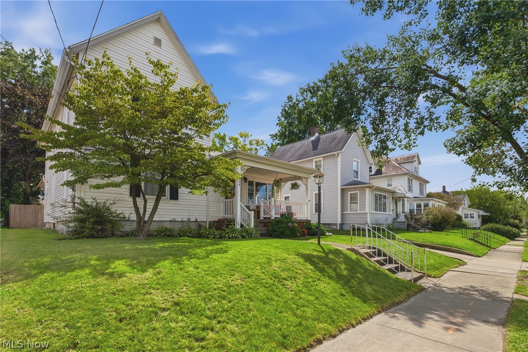 834 8th Street NE Massillon OH 44646
