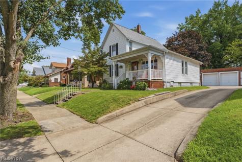 834 8th Street NE Massillon OH 44646