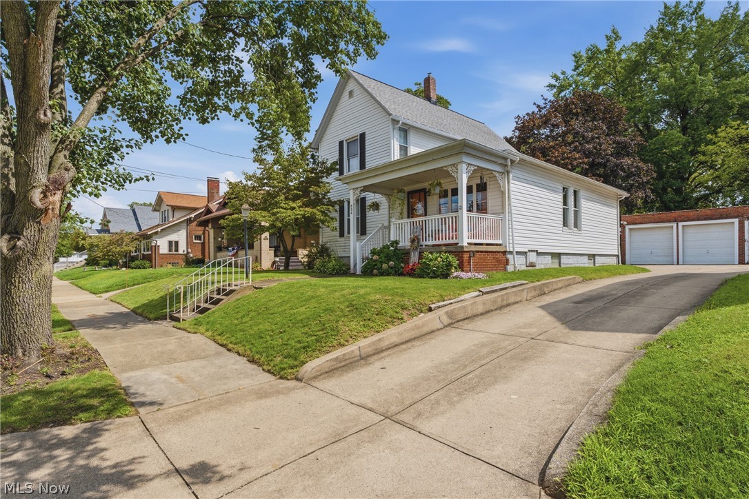 834 8th Street NE Massillon OH 44646
