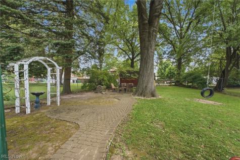 834 8th Street NE Massillon OH 44646