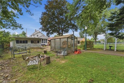 834 8th Street NE Massillon OH 44646