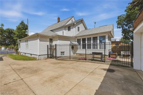 834 8th Street NE Massillon OH 44646