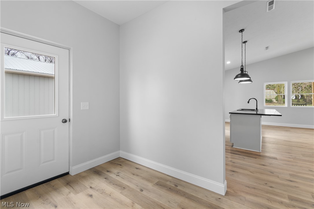 509 Pine Street NW Beach City OH 44608