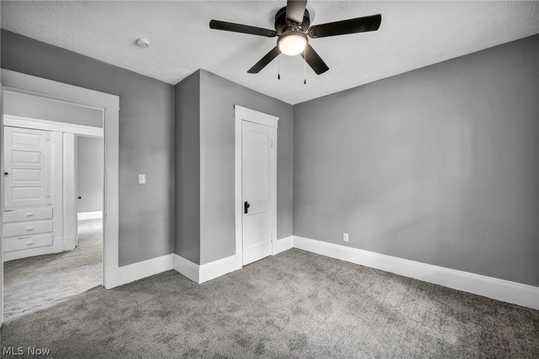 3250 W 99th Street Cleveland OH 44102