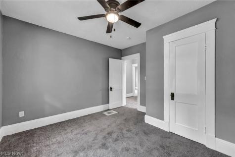 3250 W 99th Street Cleveland OH 44102