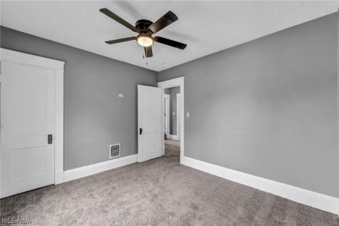 3250 W 99th Street Cleveland OH 44102
