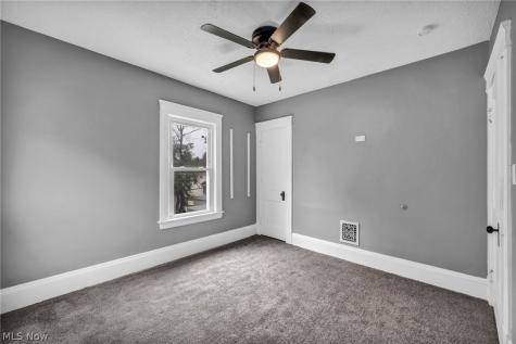 3250 W 99th Street Cleveland OH 44102