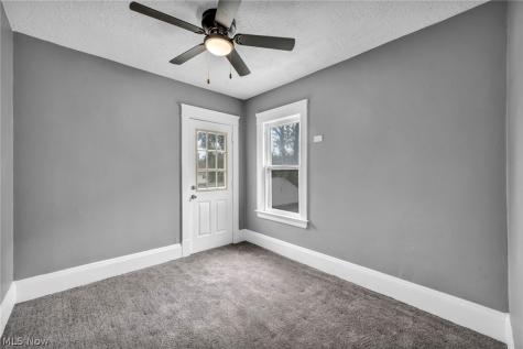 3250 W 99th Street Cleveland OH 44102