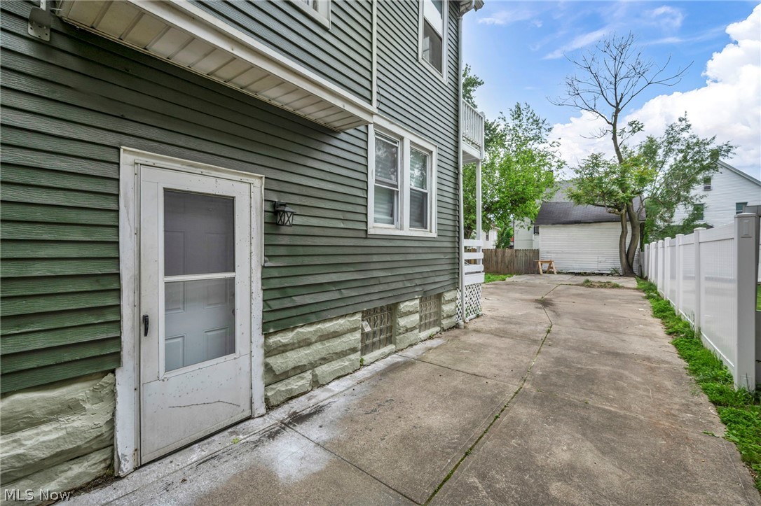 3250 W 99th Street Cleveland OH 44102