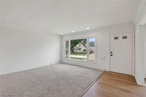 11424 Bradwell Road Garfield Heights OH 44125