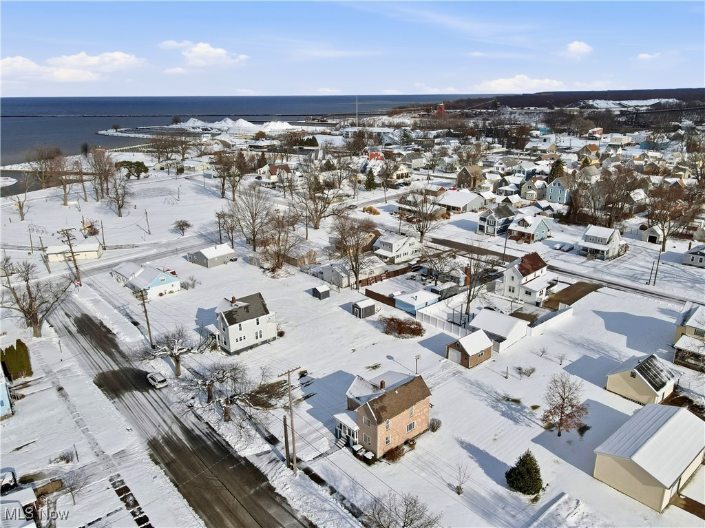 992 Mill Street Conneaut OH 44030