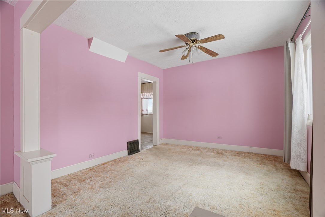 992 Mill Street Conneaut OH 44030