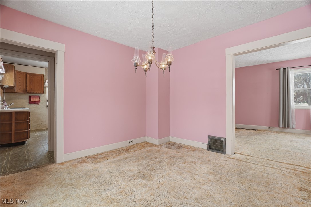 992 Mill Street Conneaut OH 44030