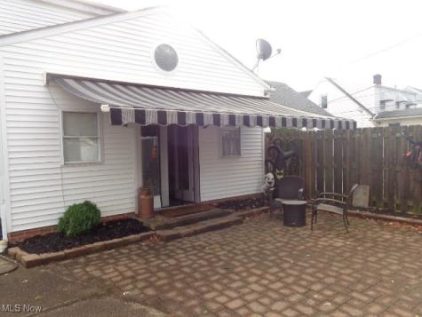 4334 S Parkside Drive Brooklyn OH 44144