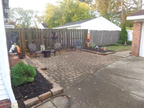 4334 S Parkside Drive Brooklyn OH 44144