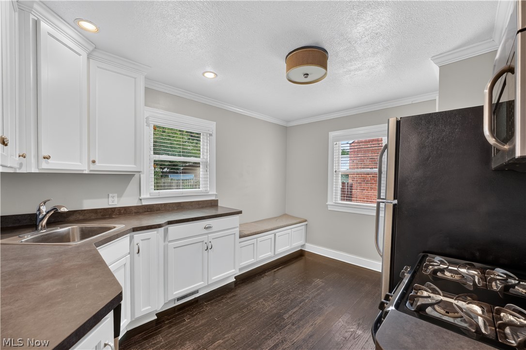 3419 Grovewood Avenue Parma OH 44134