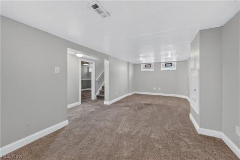 3419 Grovewood Avenue Parma OH 44134