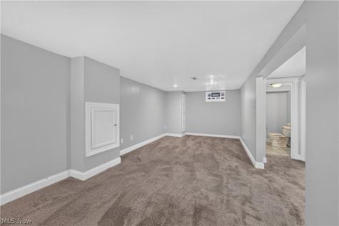 3419 Grovewood Avenue Parma OH 44134