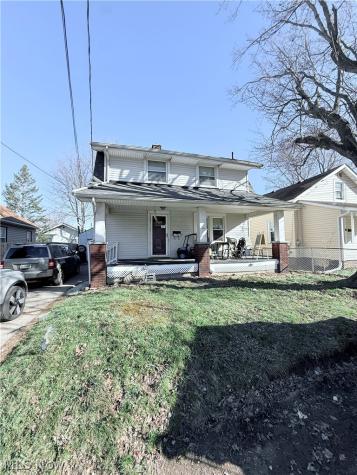1129 Barton Place NE Canton OH 44705